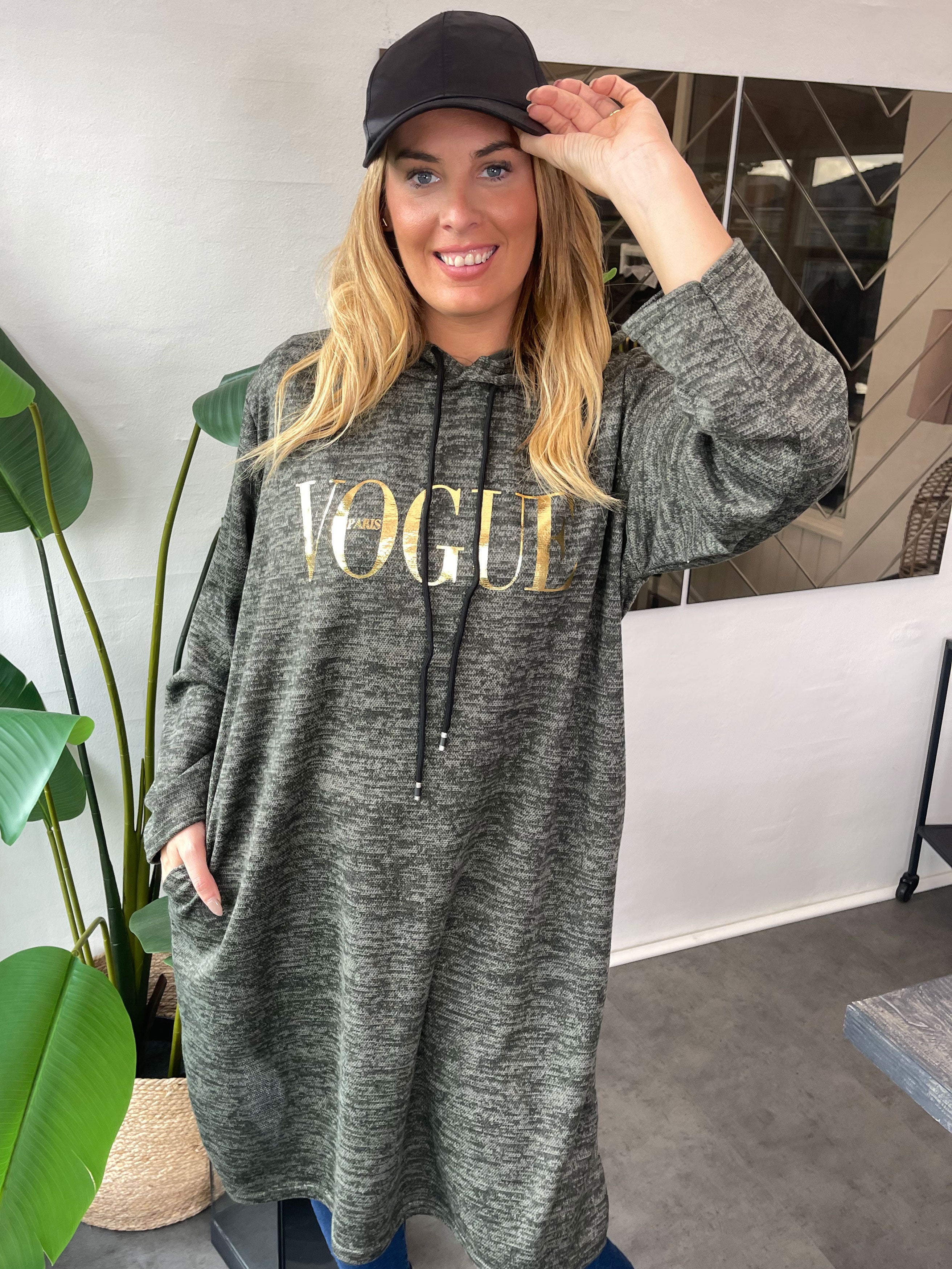 Sarita - Hoodie kjole med skrift